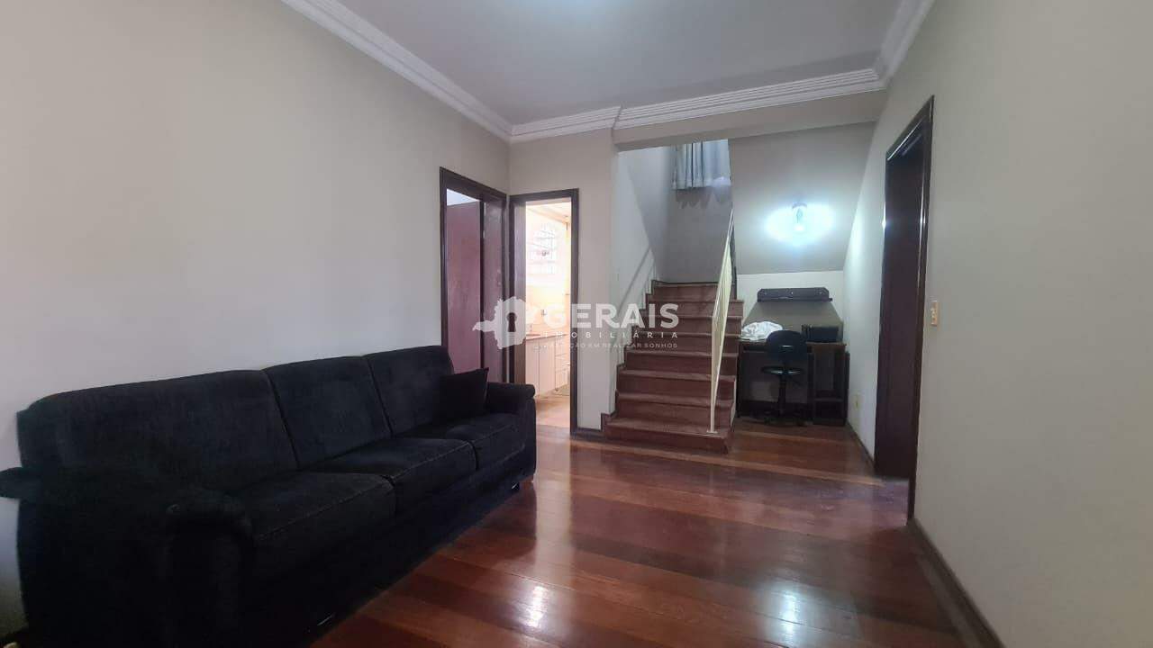 Casa para aluguel no INDUSTRIAL: 06- SALA 02