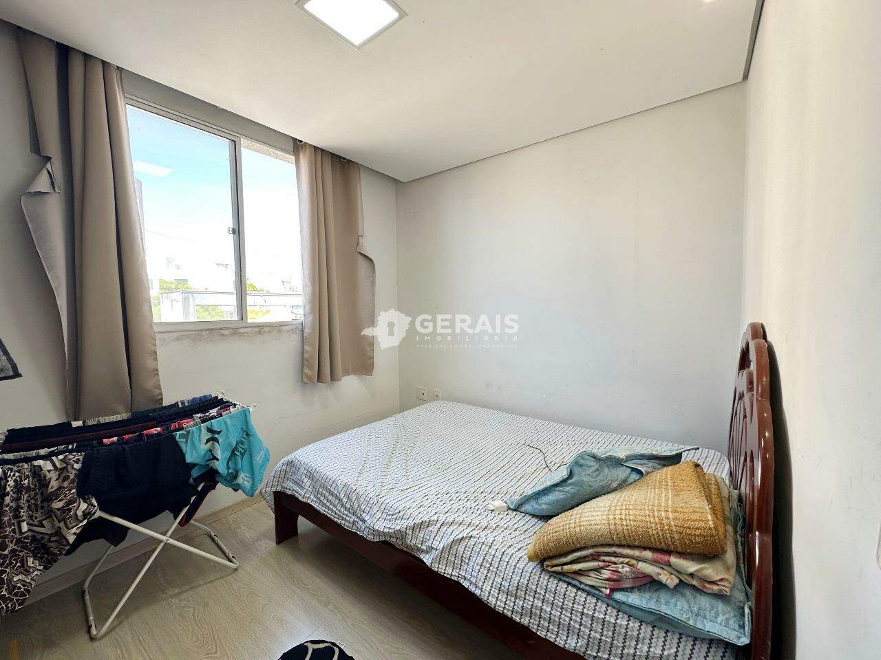 Apartamento à venda no INTERLAGOS: 06 - QUARTO 02