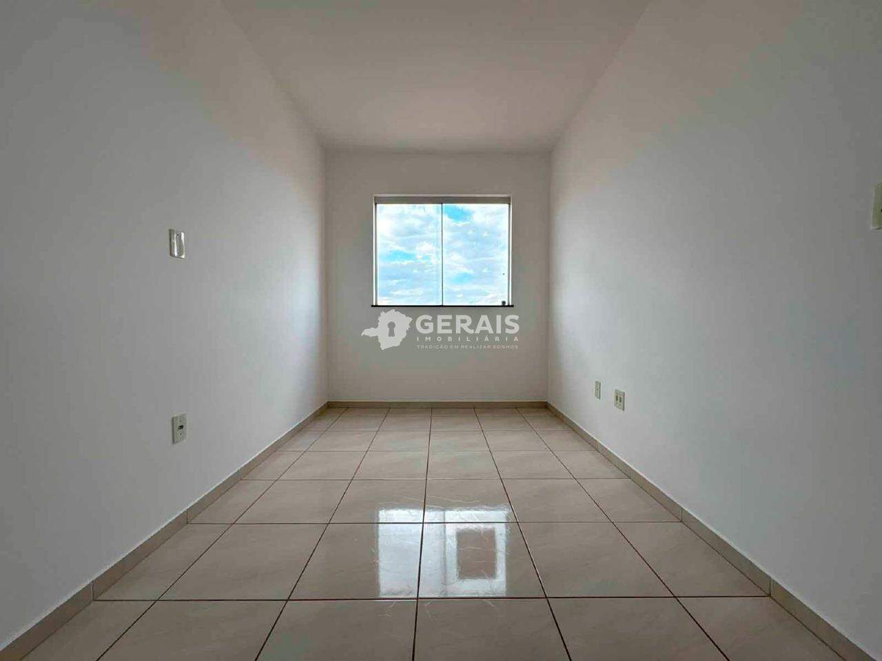 Apartamento para aluguel no BOM PASTOR: 07 - QUARTO 02