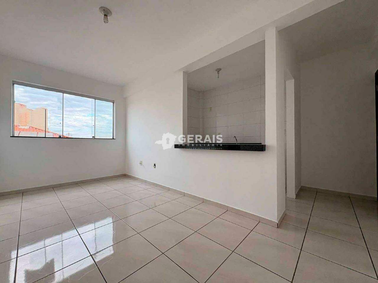 Apartamento para aluguel no BOM PASTOR: 04 - SALA