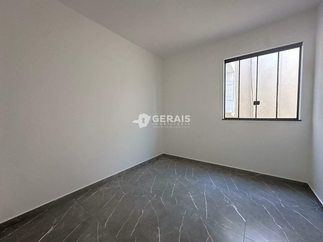 Casa à venda no PADRE EUSTAQUIO: 05 - QUARTO 01