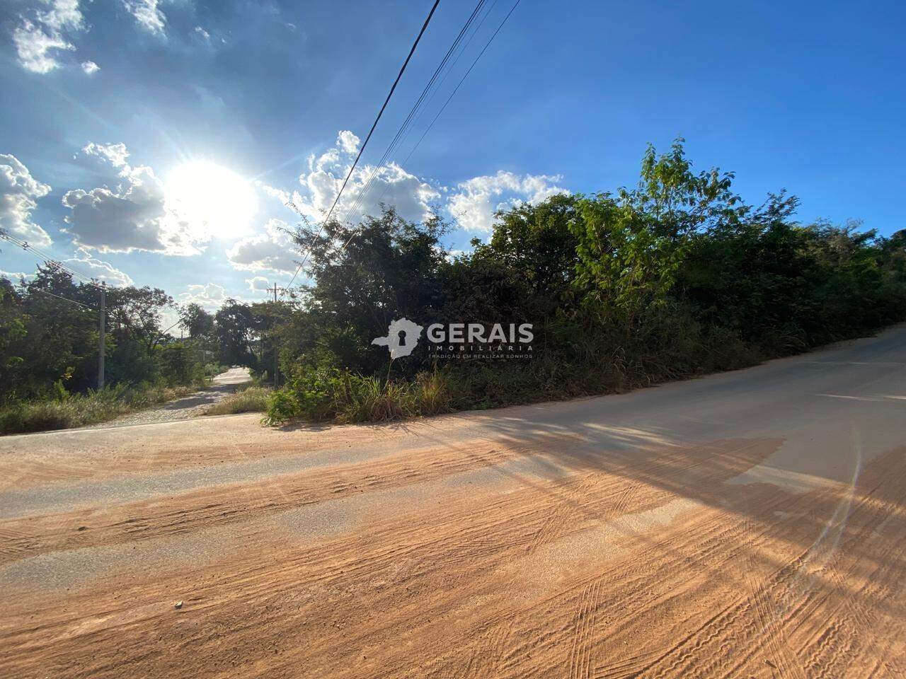 Lote à venda no GRAJAU: 01 - LOTE