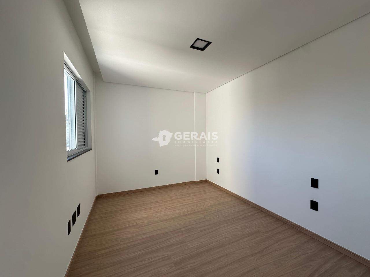 Apartamento à venda no JARDIM NOVA AMÉRICA: 07 - QUARTO 02
