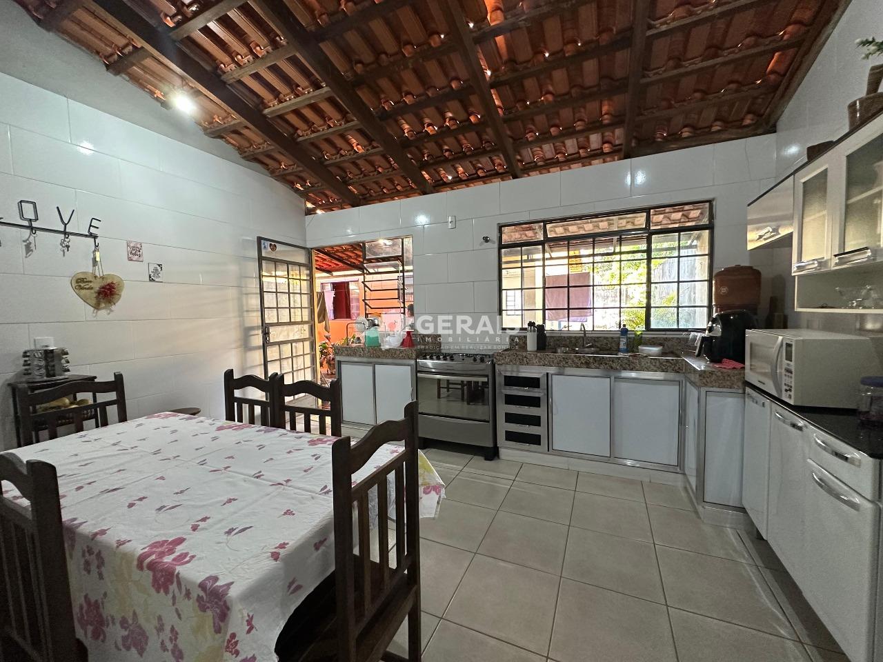 Casa à venda no JARDIM COPACABANA: 08 - COZINHA