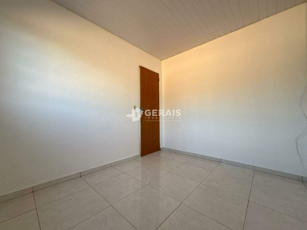 Casa para aluguel no JARDIM COPACABANA: 07- QUARTO 03