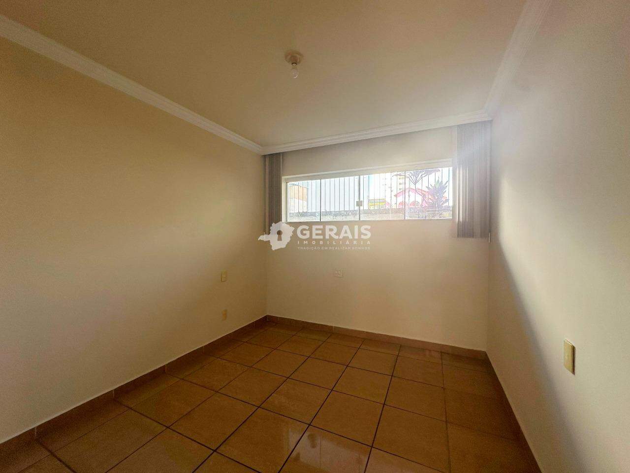 Apartamento à venda no CENTRO: 07- QUARTO 02