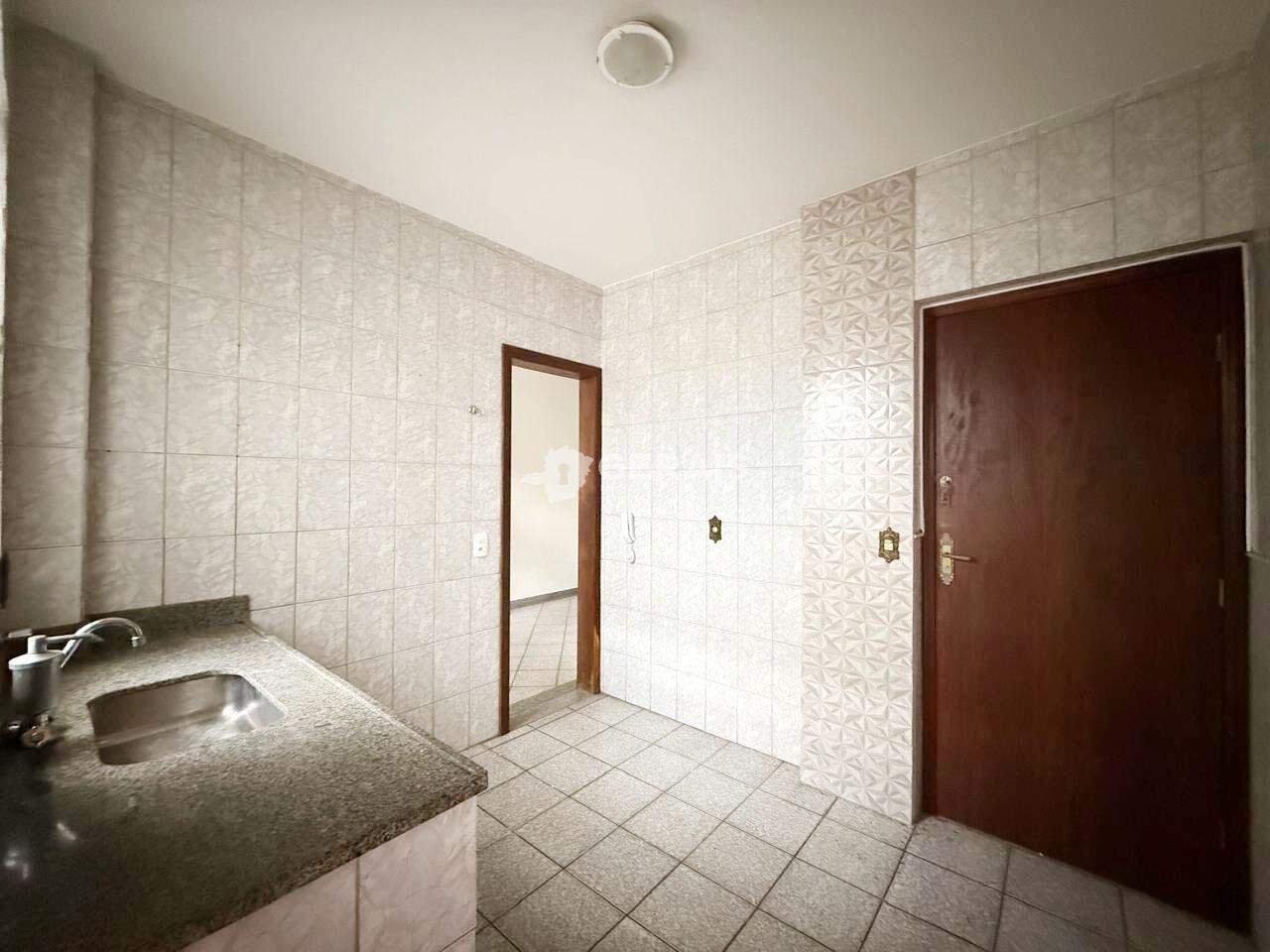 Apartamento à venda no CENTRO: 05 - COZINHA
