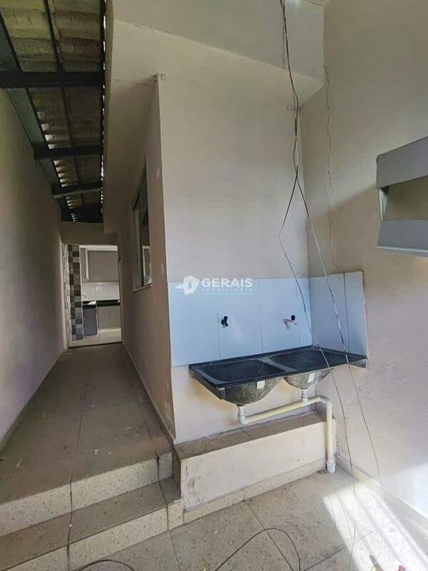 Casa para aluguel no SANTA ROSA: 10 - ÁREA DE SERVIÇO