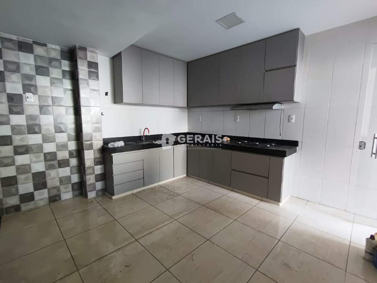 Casa para aluguel no SANTA ROSA: 09 - COZINHA