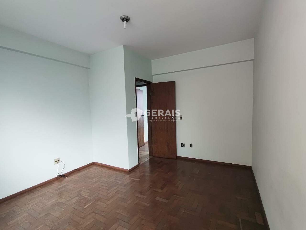 Apartamento para aluguel no SANTO ANTÔNIO: 08 - QUARTO 03