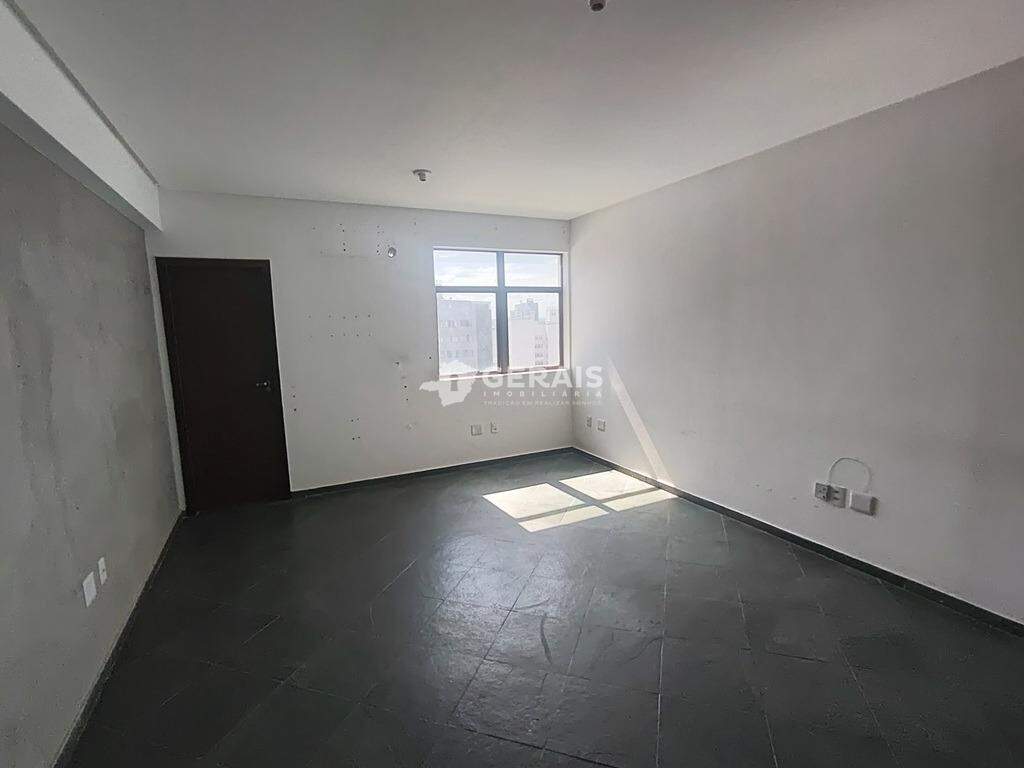 Sala para aluguel no CENTRO: 04 - SALA