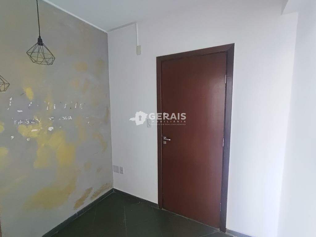 Sala para aluguel no CENTRO: 03 - SALA
