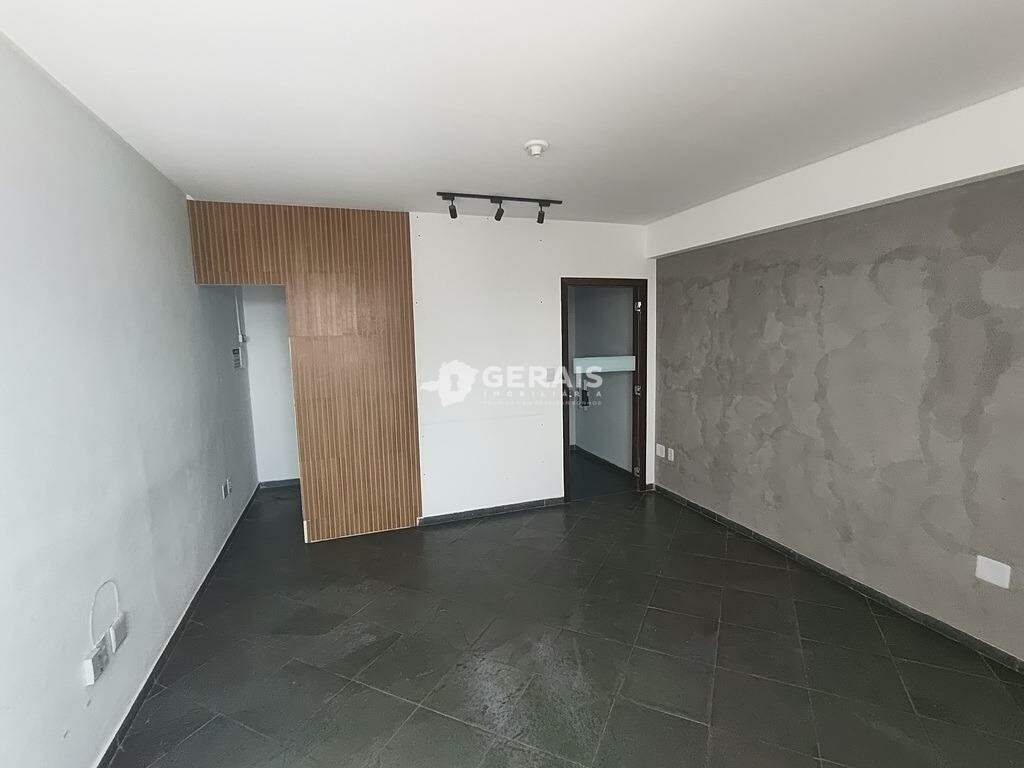 Sala para aluguel no CENTRO: 05 - SALA