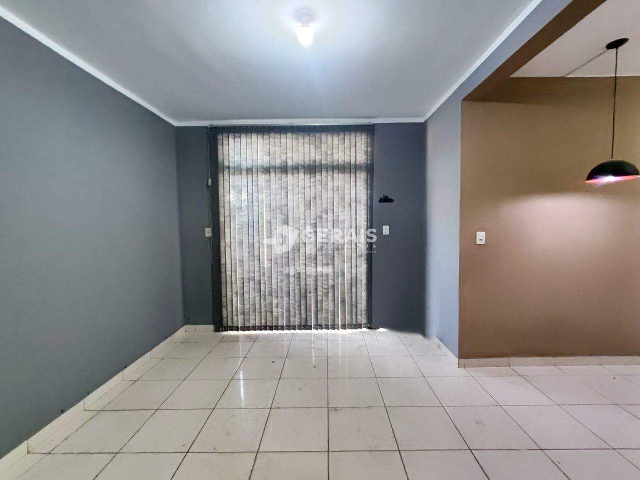 Casa para aluguel no CIDADE JARDIM: 04 - SALA