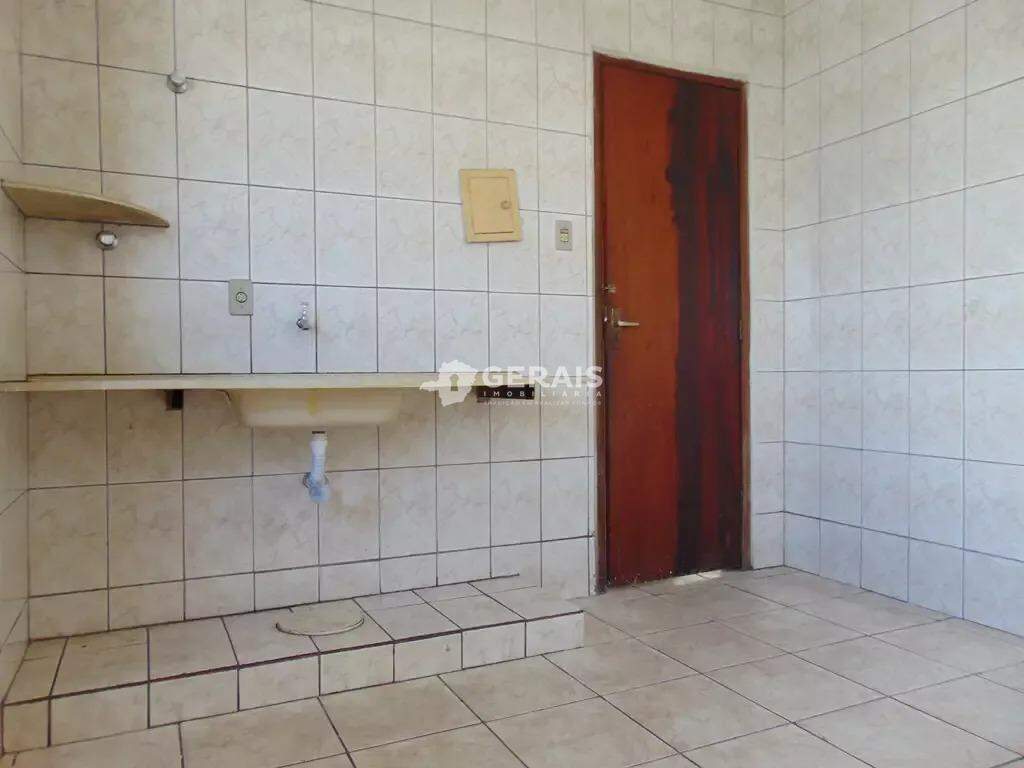Apartamento à venda no PORTO VELHO: 05 - COZINHA