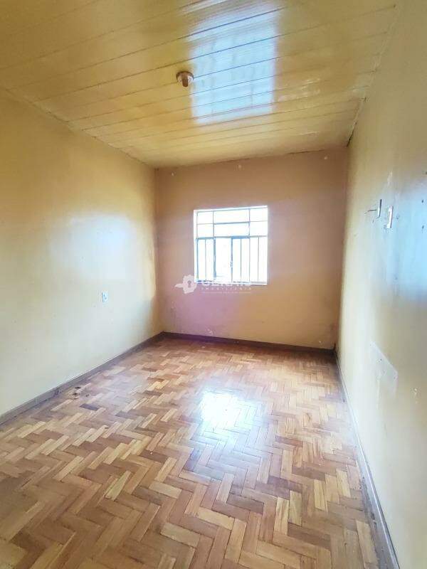 Casa para aluguel no CENTRO: 06 - QUARTO 02