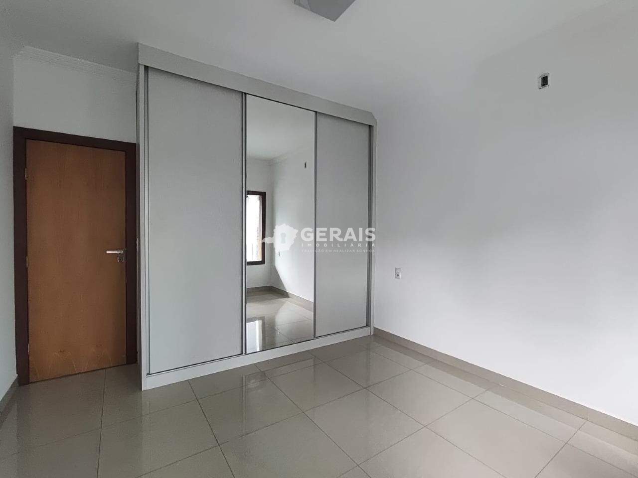 Casa para aluguel no SÃO JOSÉ: 08 - QUARTO 02