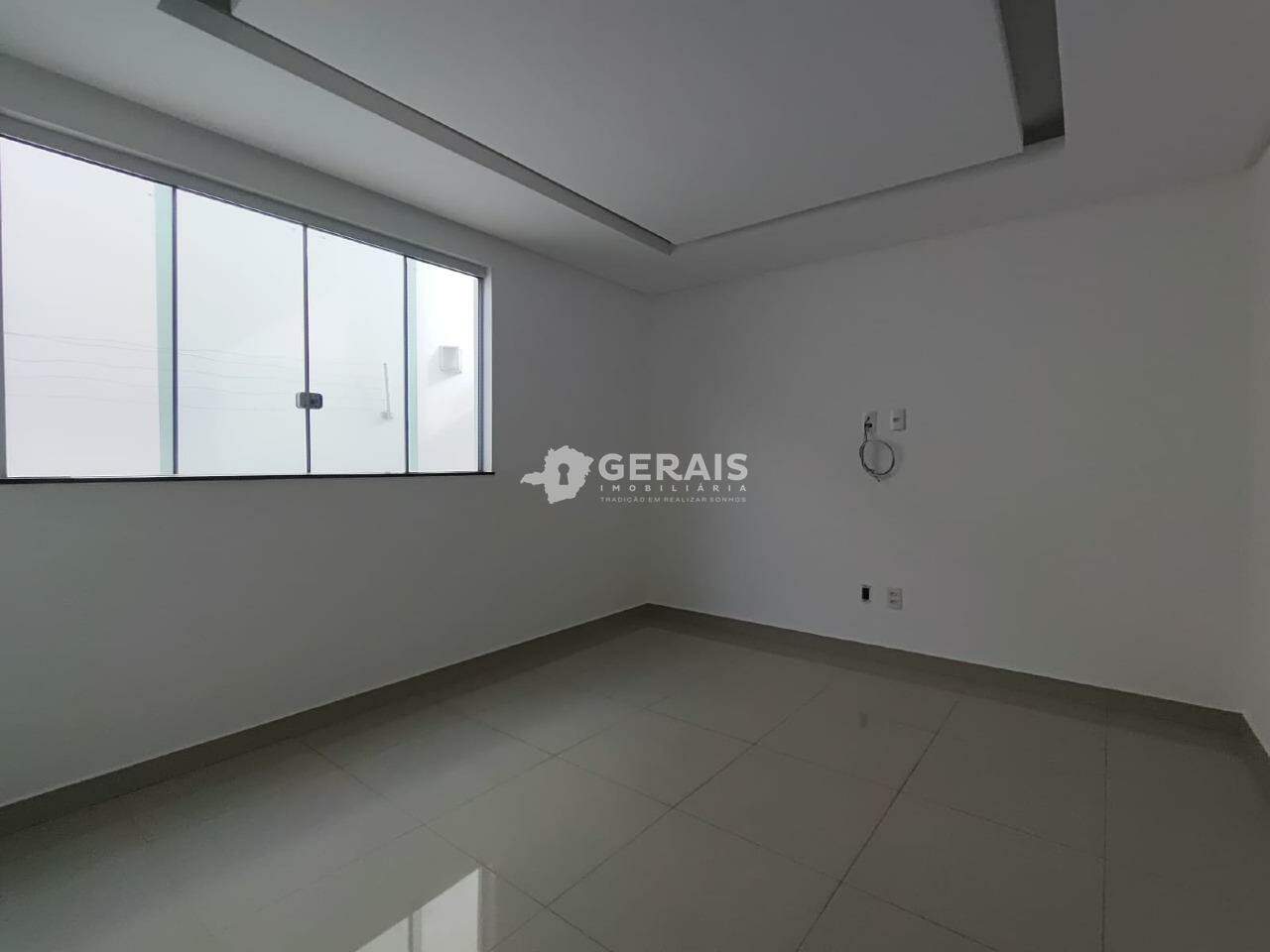 Casa para aluguel no SÃO JOSÉ: 04 - SALA
