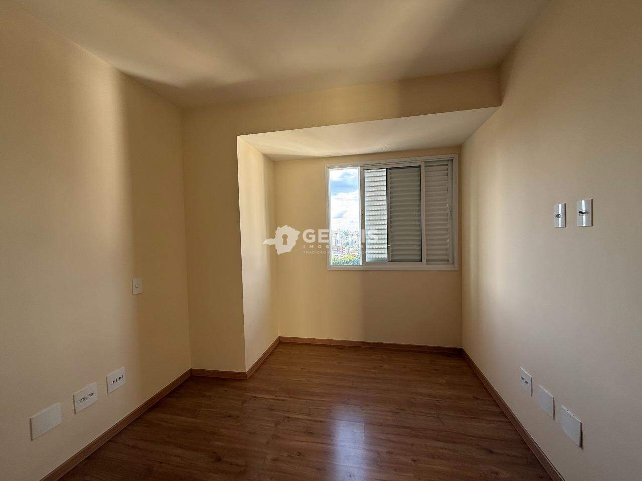 Apartamento para aluguel no SÃO SEBASTIÃO: 09 - QUARTO 02