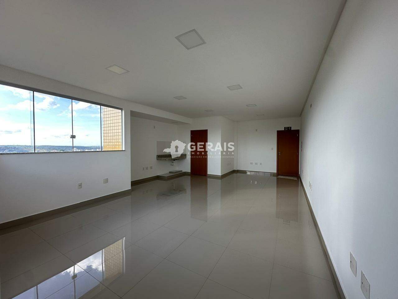 Sala à venda no LIBERDADE: 03 - SALA