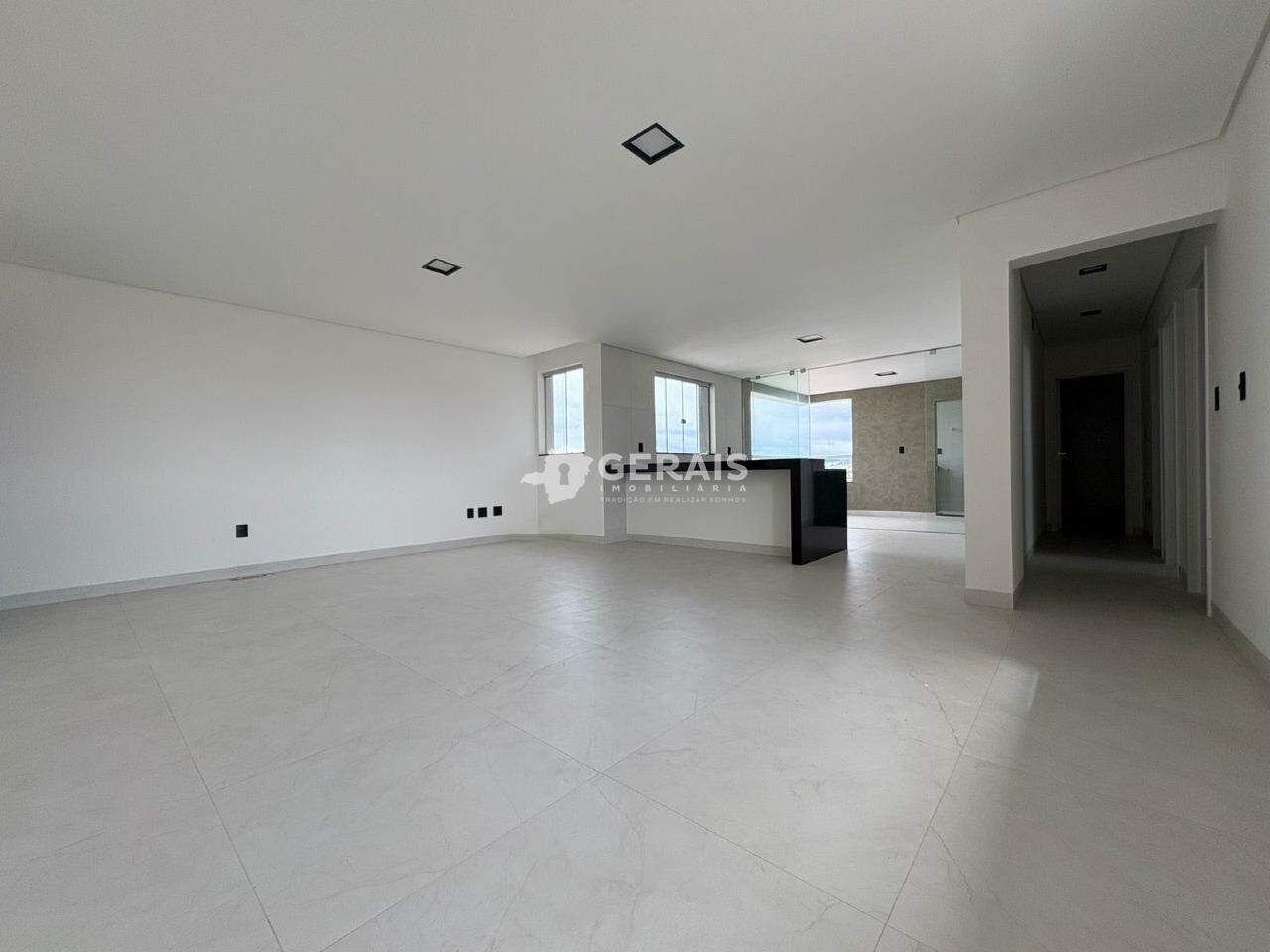Apartamento para aluguel no CENTRO: 04 - SALA