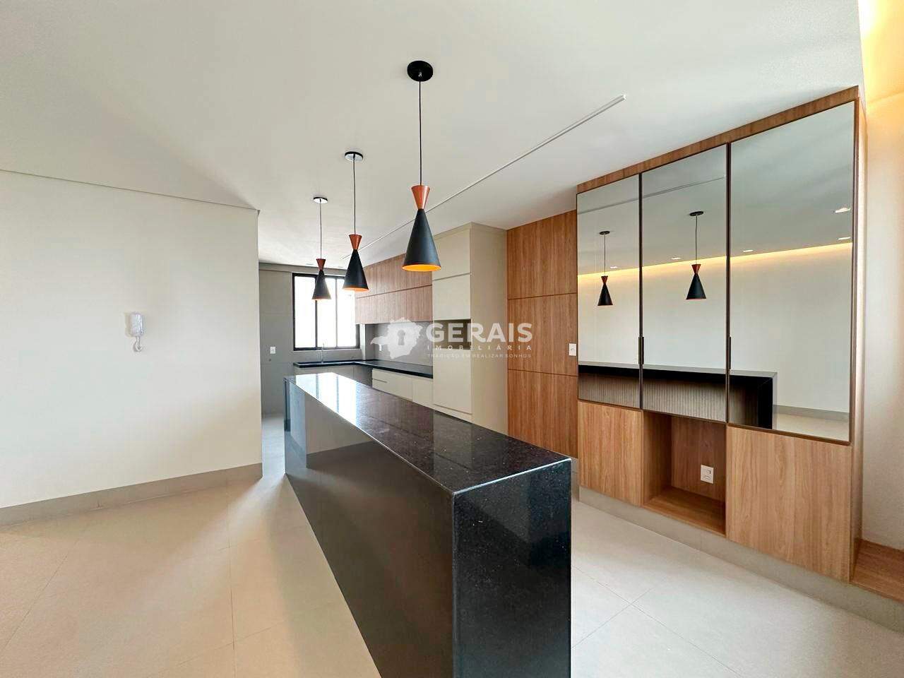 Apartamento à venda no CENTRO: 04 - COZINHA