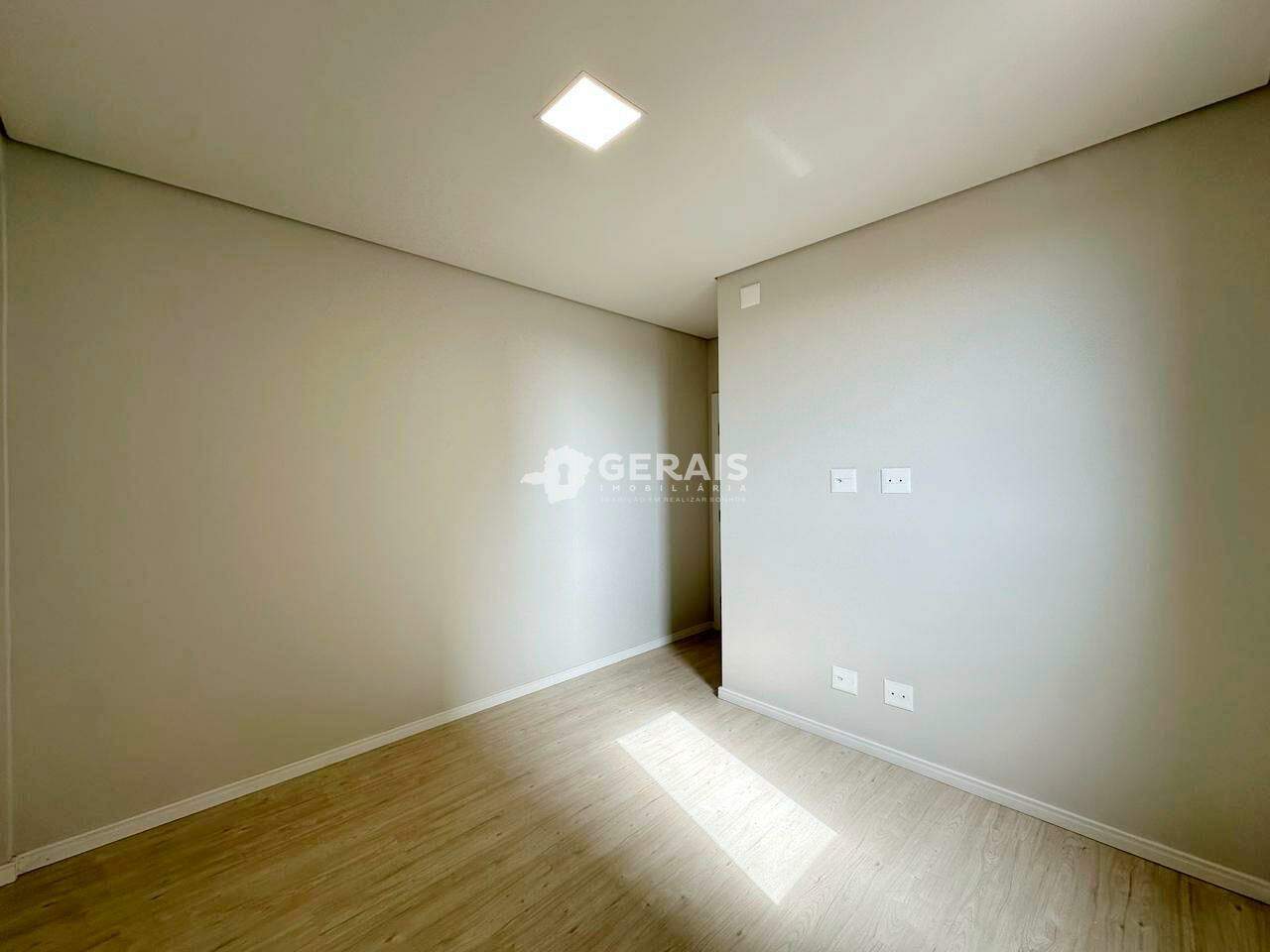 Apartamento à venda no CENTRO: 07- QUARTO 01