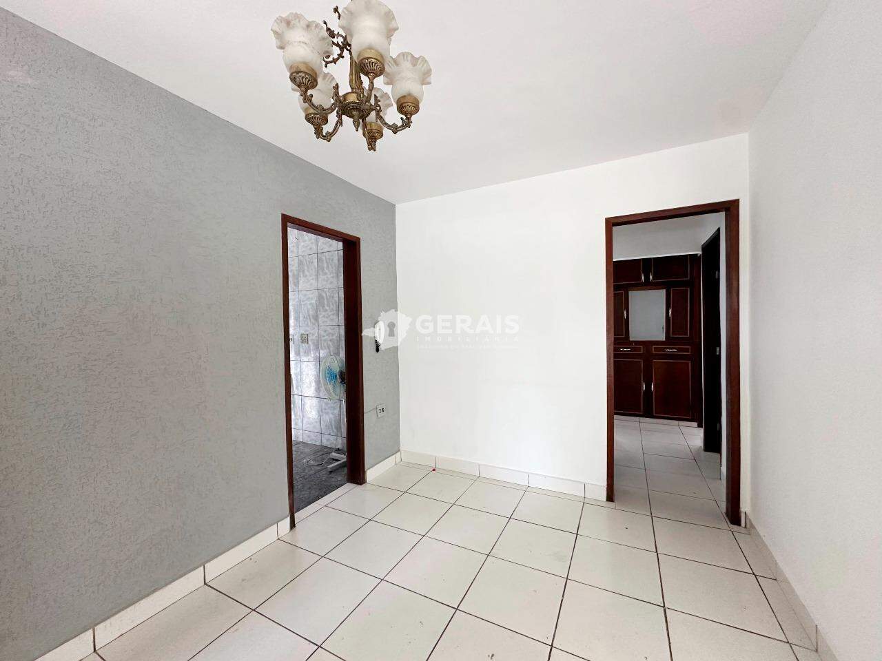 Casa à venda no DANILO PASSOS: 03 - SALA