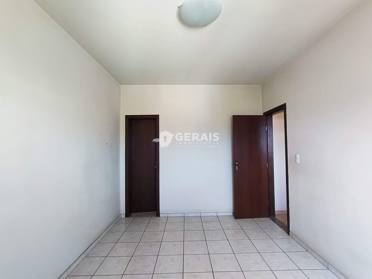 Apartamento para aluguel no SANTO ANTÔNIO: 07- QUARTO SUÍTE