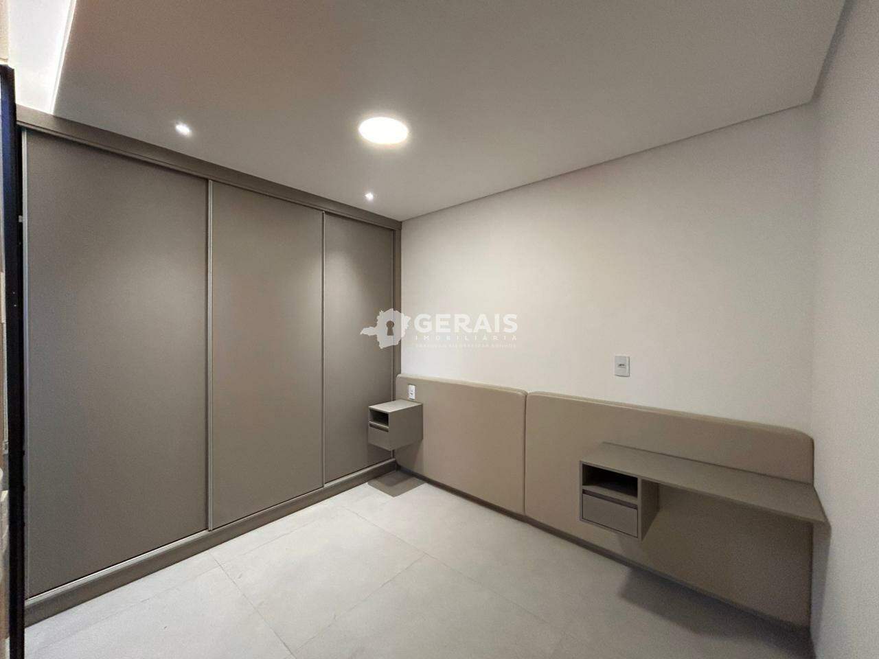 Casa para aluguel no CENTRO: 09- QUARTO SUÍTE