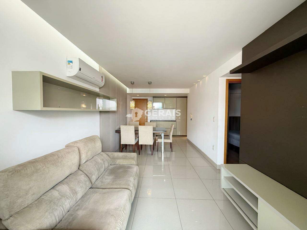 Apartamento à venda no CENTRO: 02 - SALA