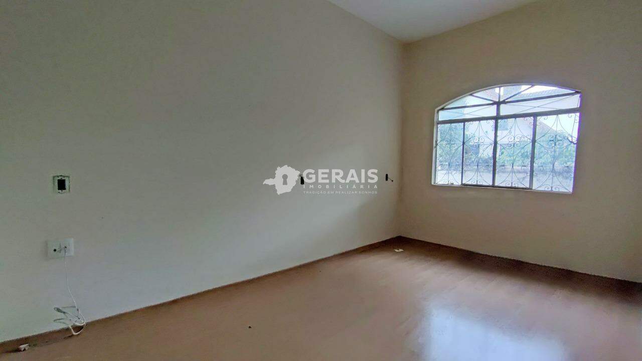 Casa para aluguel no SÃO JOSÉ: 07- QUARTO 01