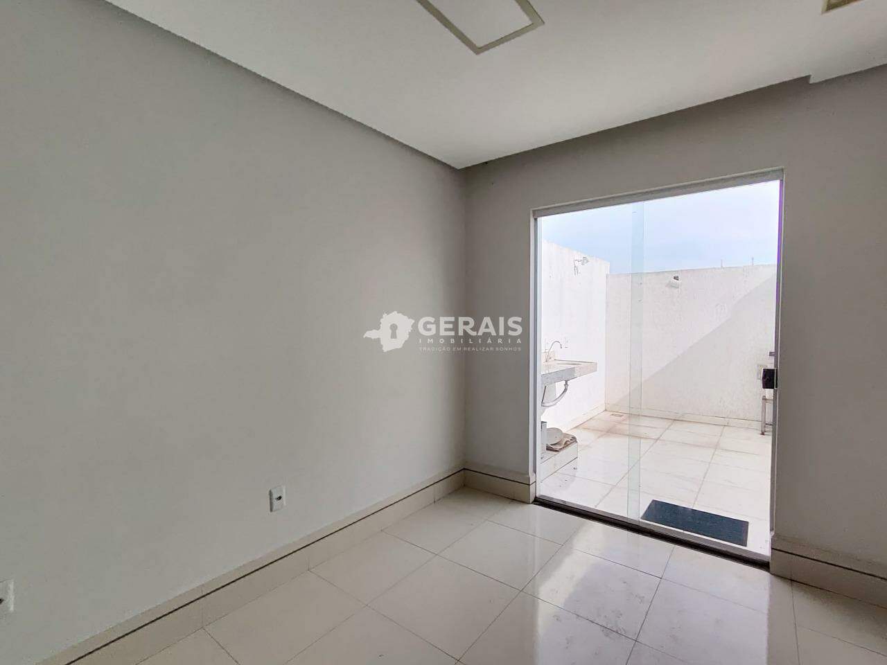 Apartamento para aluguel no MANOEL VALINHAS: 09- QUARTO