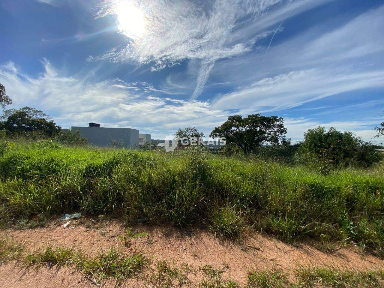 Lote à venda no JARDIM COPACABANA: 01 - LOTE
