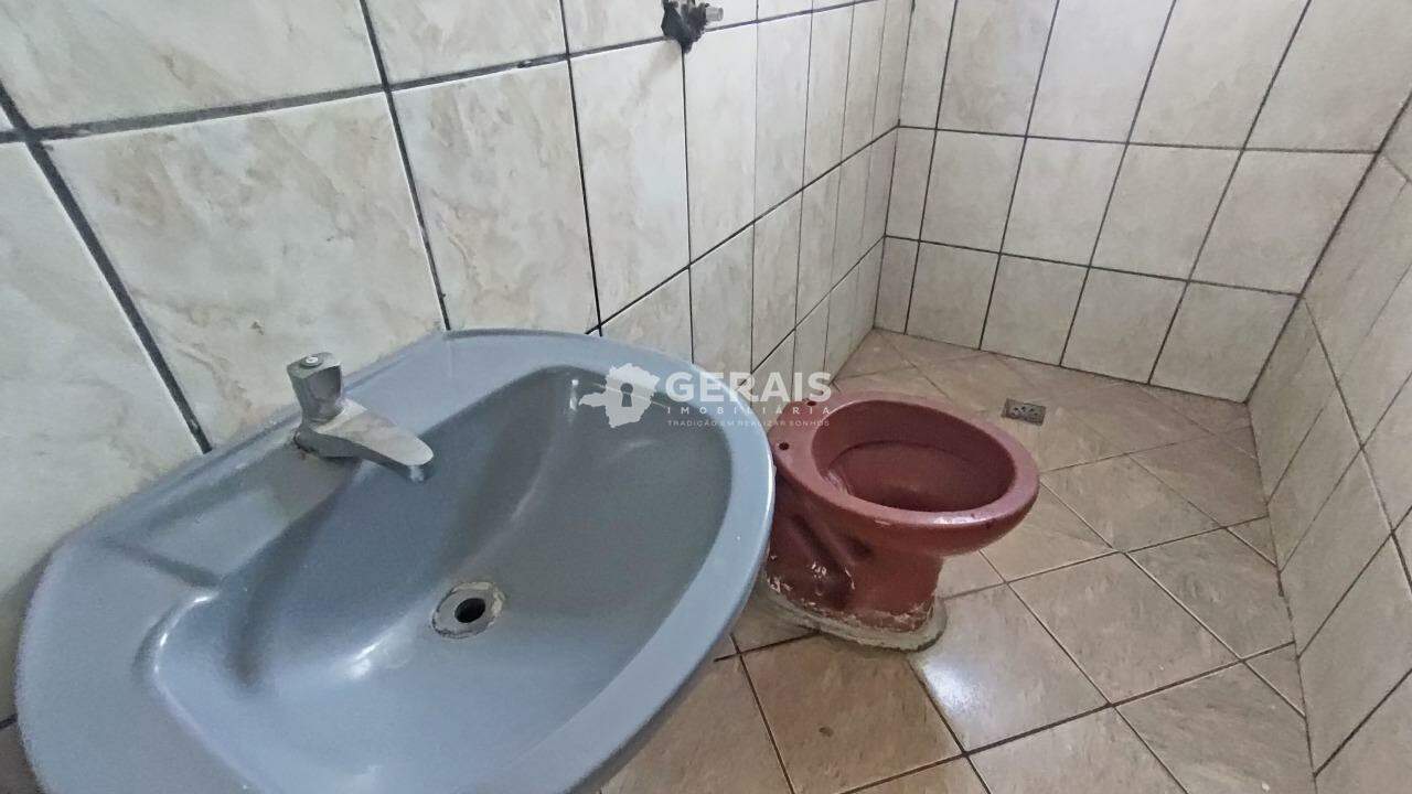 Barracão para aluguel no PADRE EUSTAQUIO: 05 - BANHO SOCIAL
