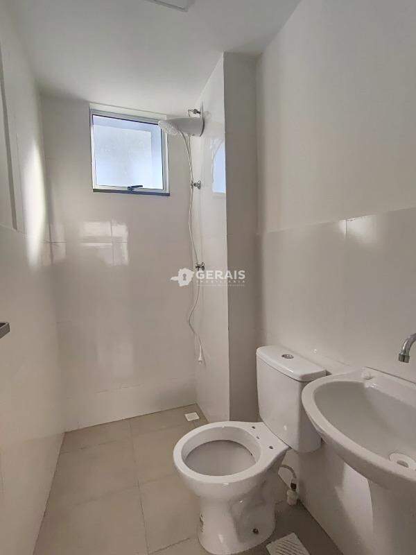 Apartamento para aluguel no CHANADOUR: 07- BANHO SOCIAL