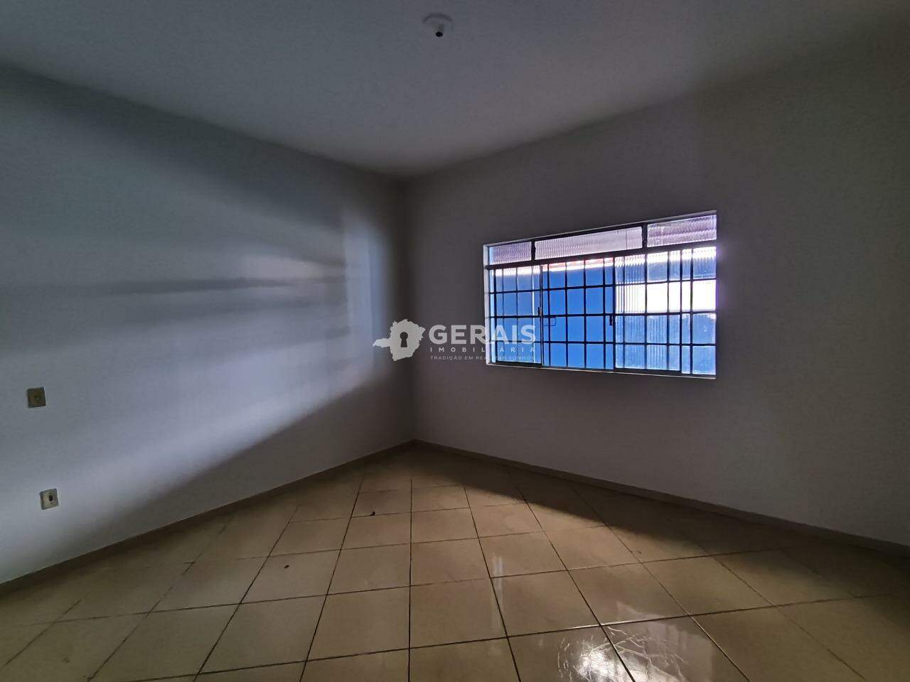 Casa para aluguel no CHANADOUR: 05- QUARTO 01