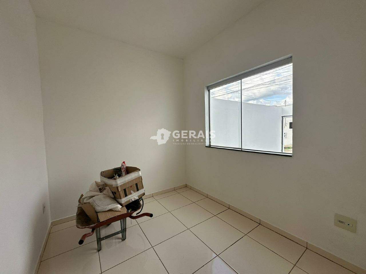 Casa à venda no FLORESTA: 06 - QUARTO 02