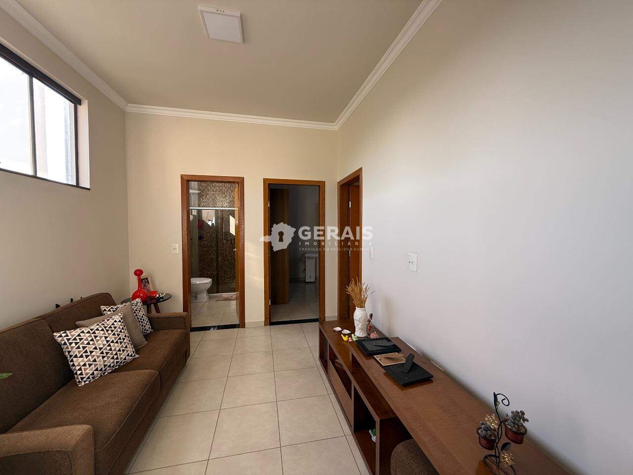 Apartamento para aluguel no JARDIM ALTEROSA: 03- SALA