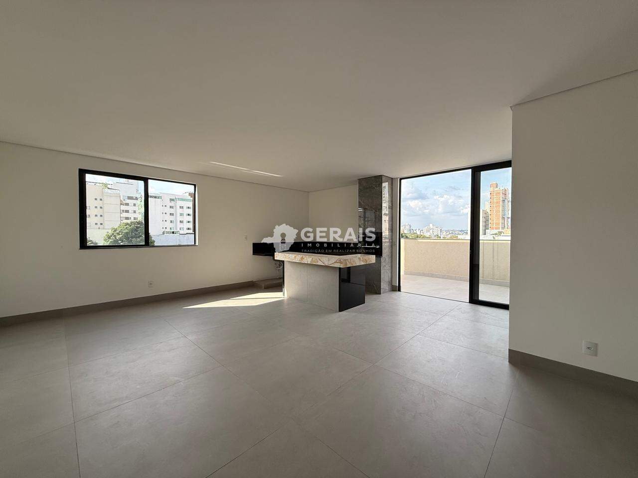 Apartamento Duplex à venda no VILA CRUZEIRO: 02 - SALA 01