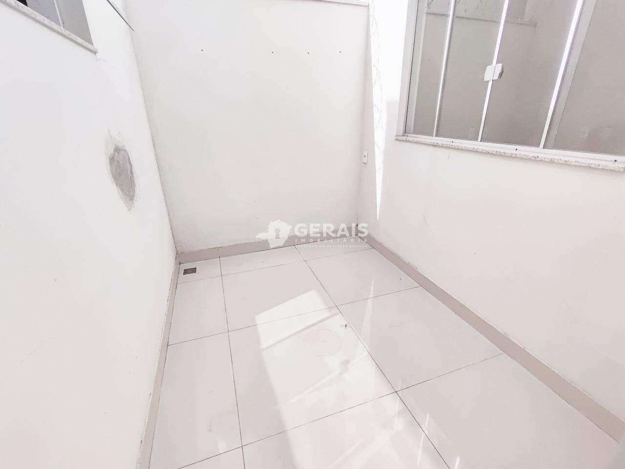 Casa à venda no SÃO ROQUE: 06 - ÁREA DE CLARIDADE