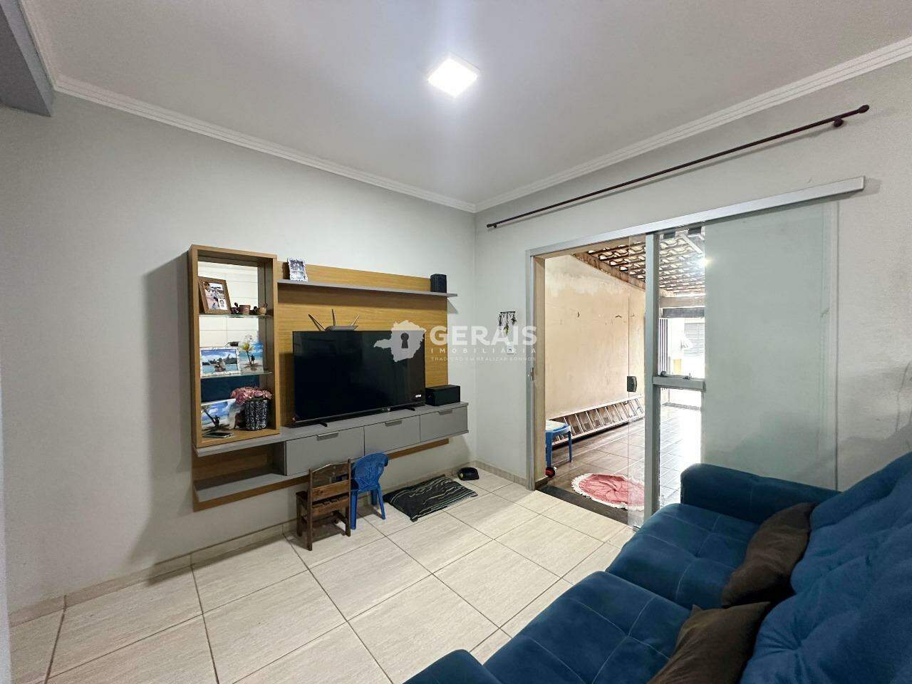 Casa à venda no PADRE EUSTAQUIO: 03- SALA