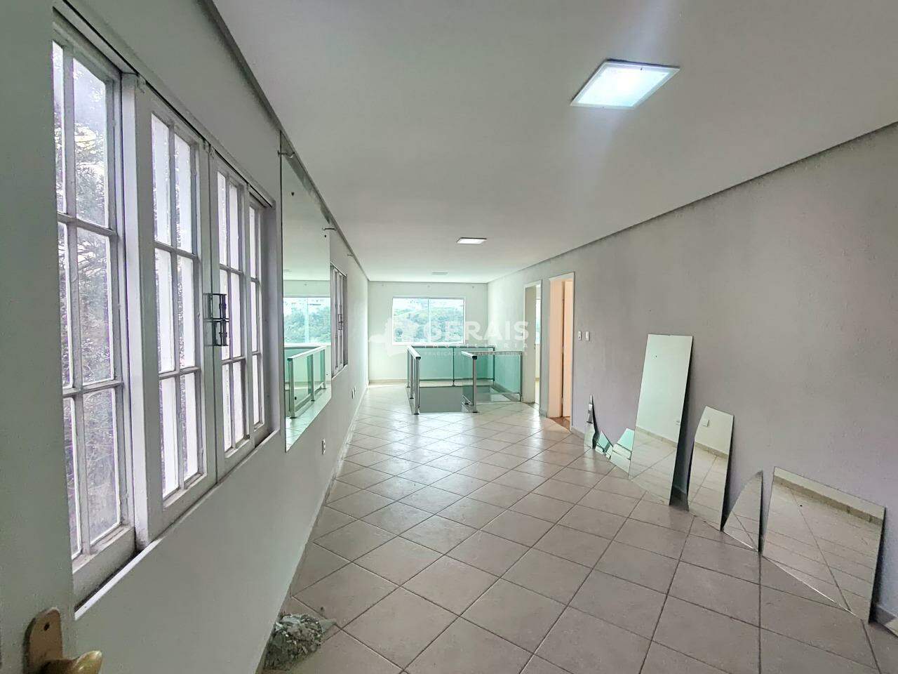 Casa para aluguel no BELVEDERE: 04- SALA 01