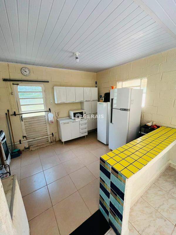 Chácara à venda no ZONA RURAL: 03- COZINHA