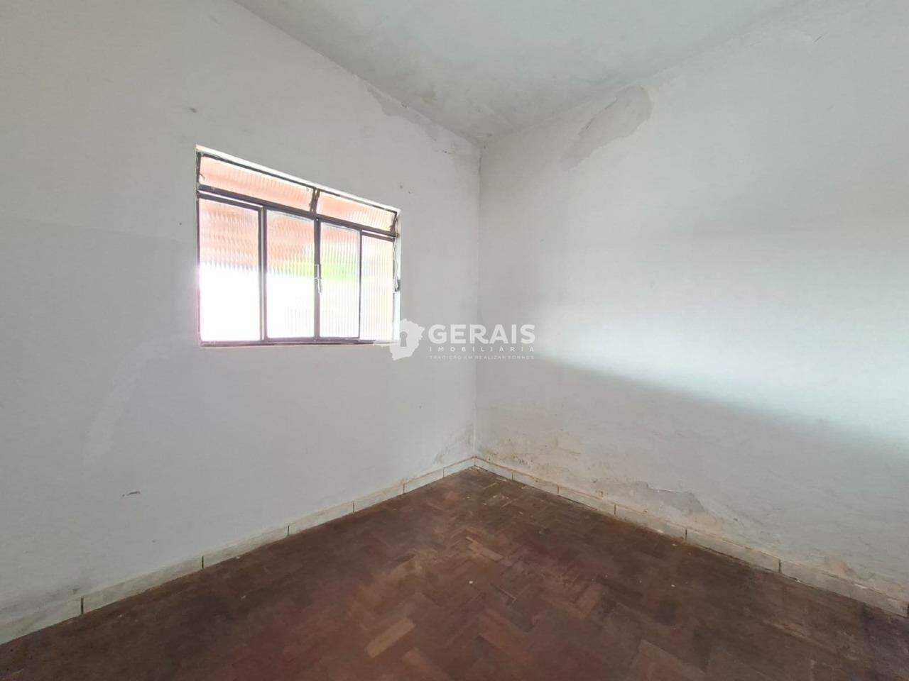 Casa para aluguel no Nossa Senhora das Graças: 05- QUARTO 01