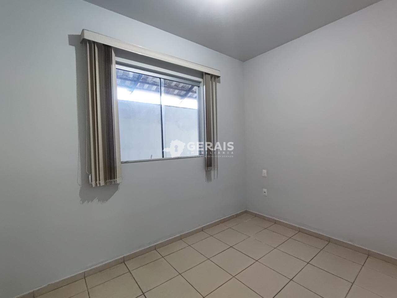 Casa para aluguel no ICARAI: 05- QUARTO 01