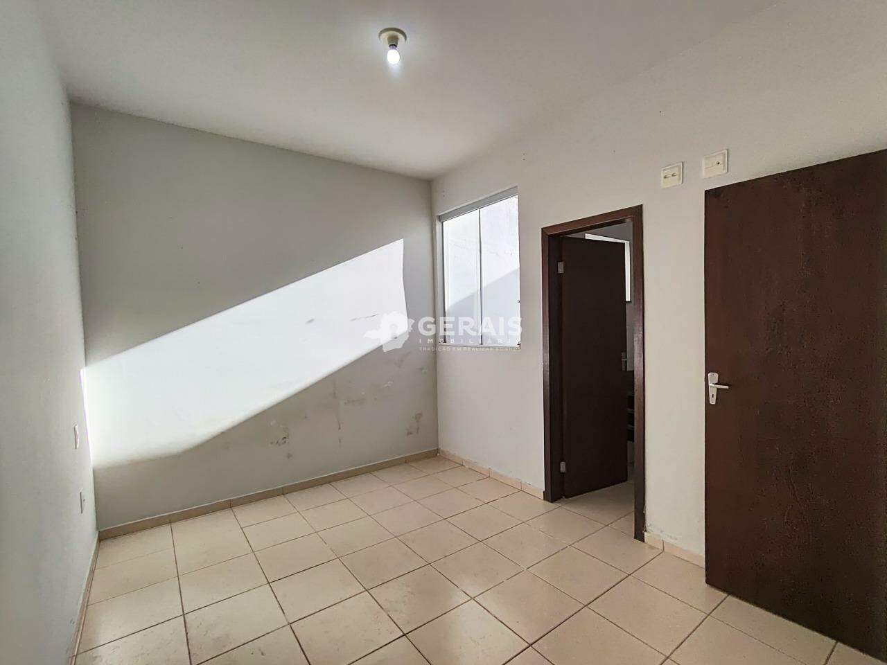 Casa para aluguel no ICARAI: 07- QUARTO SUÍTE