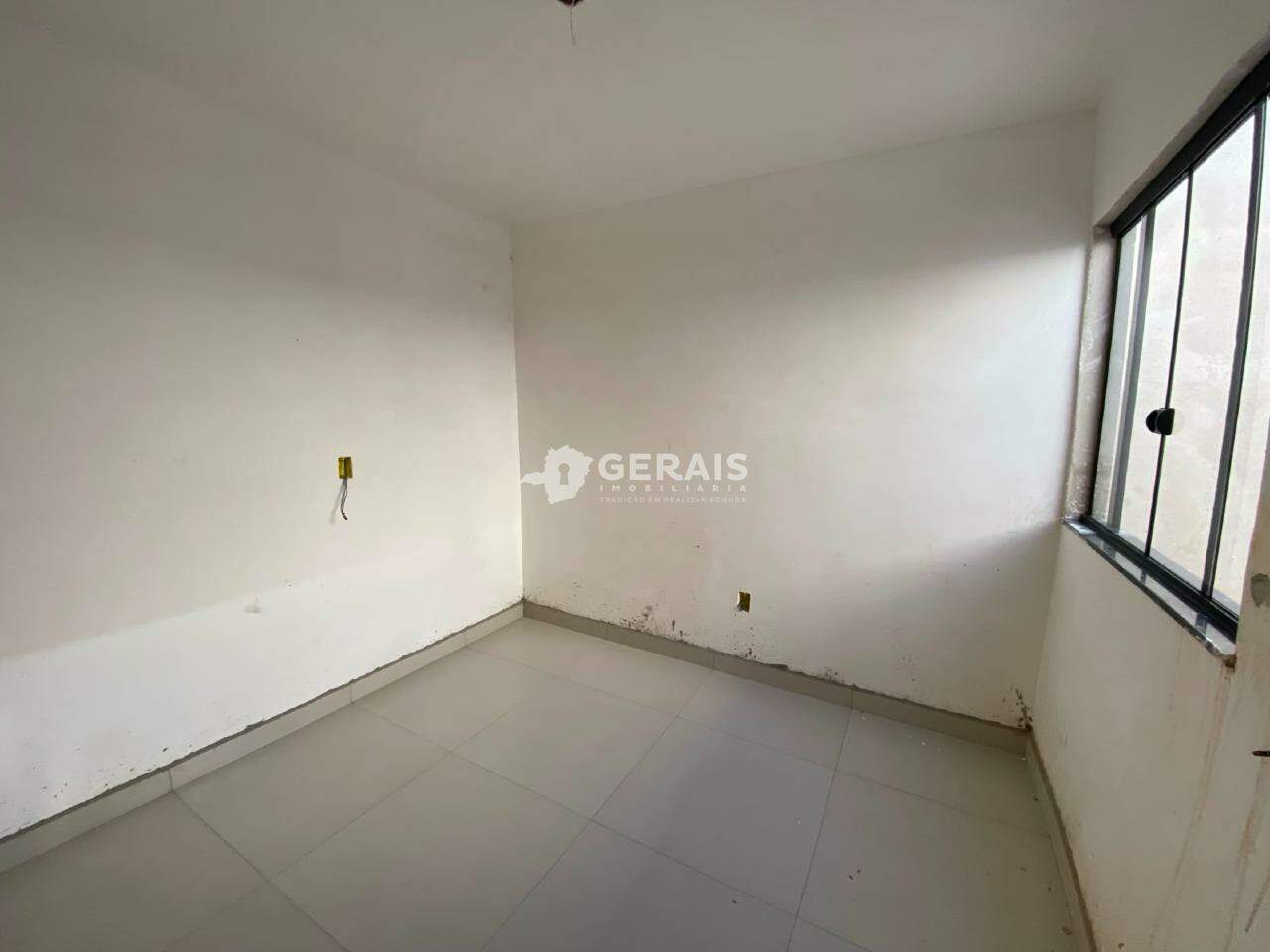 Casa à venda no PADRE EUSTAQUIO: 07- QUARTO 02