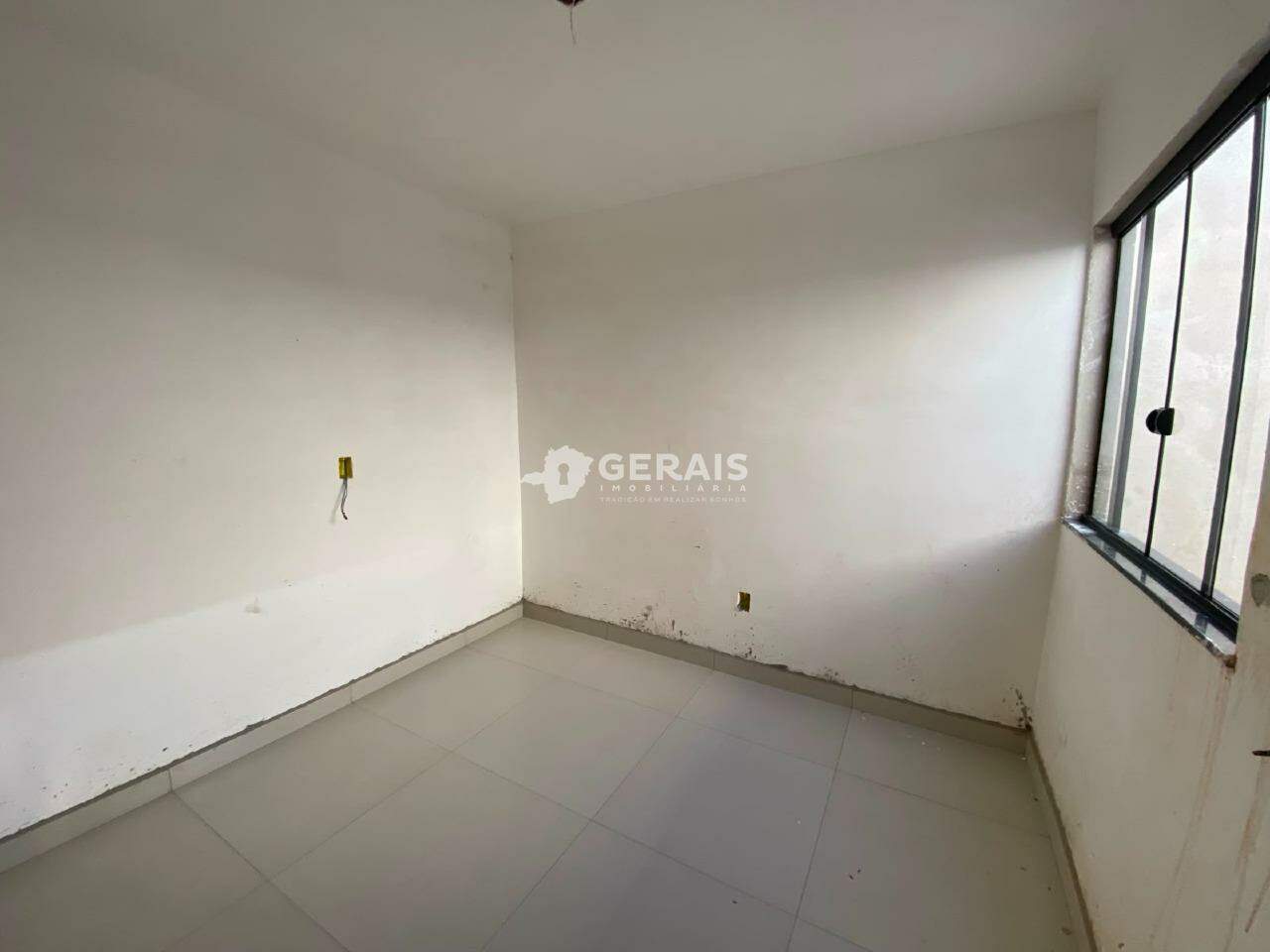 Casa à venda no PADRE EUSTAQUIO: 05- QUARTO 02 