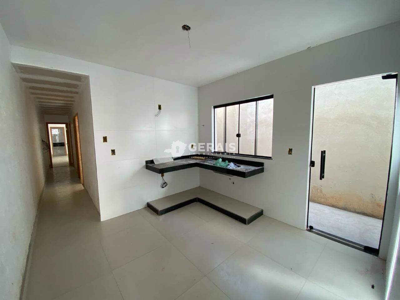 Casa à venda no PADRE EUSTAQUIO: 09- COZINHA